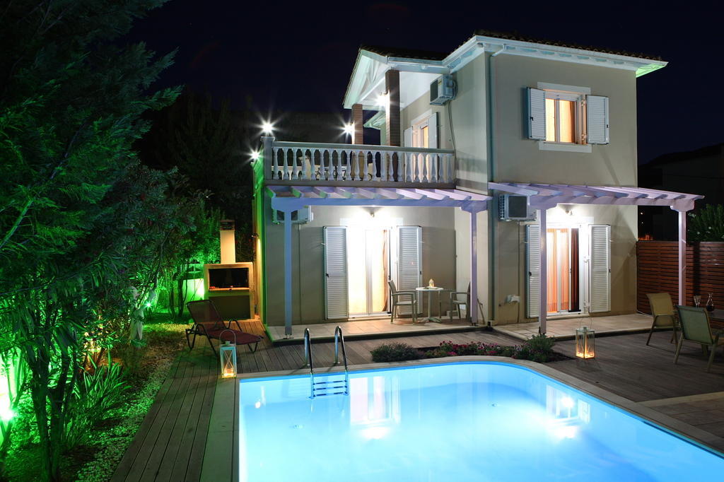 Le Torri Villas By Nidri Holiday Villas Zewnętrze zdjęcie