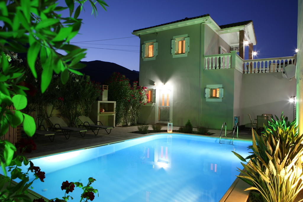 Le Torri Villas By Nidri Holiday Villas Zewnętrze zdjęcie
