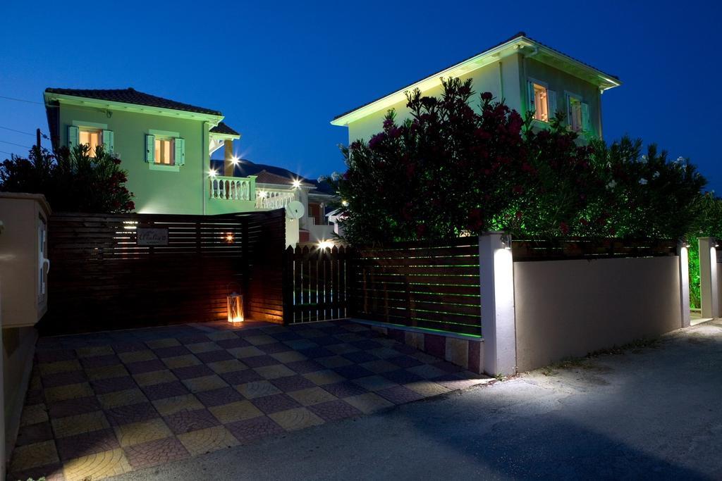 Le Torri Villas By Nidri Holiday Villas Zewnętrze zdjęcie